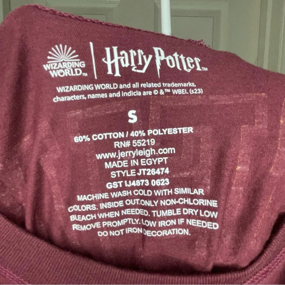 Harry Potter Quidditch Captain Gryffindor Spirit Jersey Wizarding World Small - Picture 4 of 5